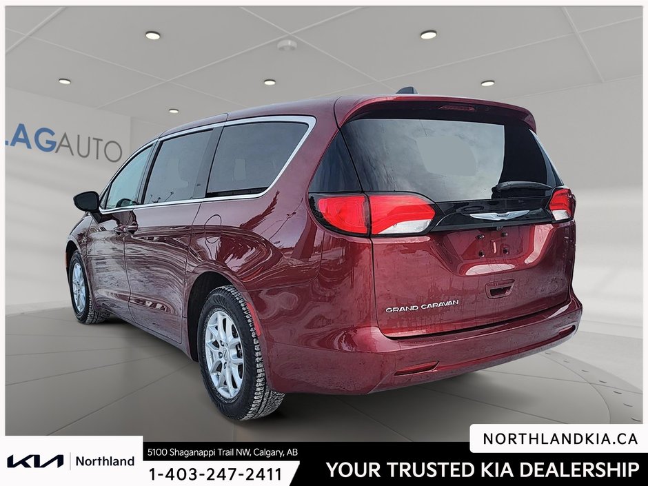 2023 Chrysler Grand Caravan SXT-1