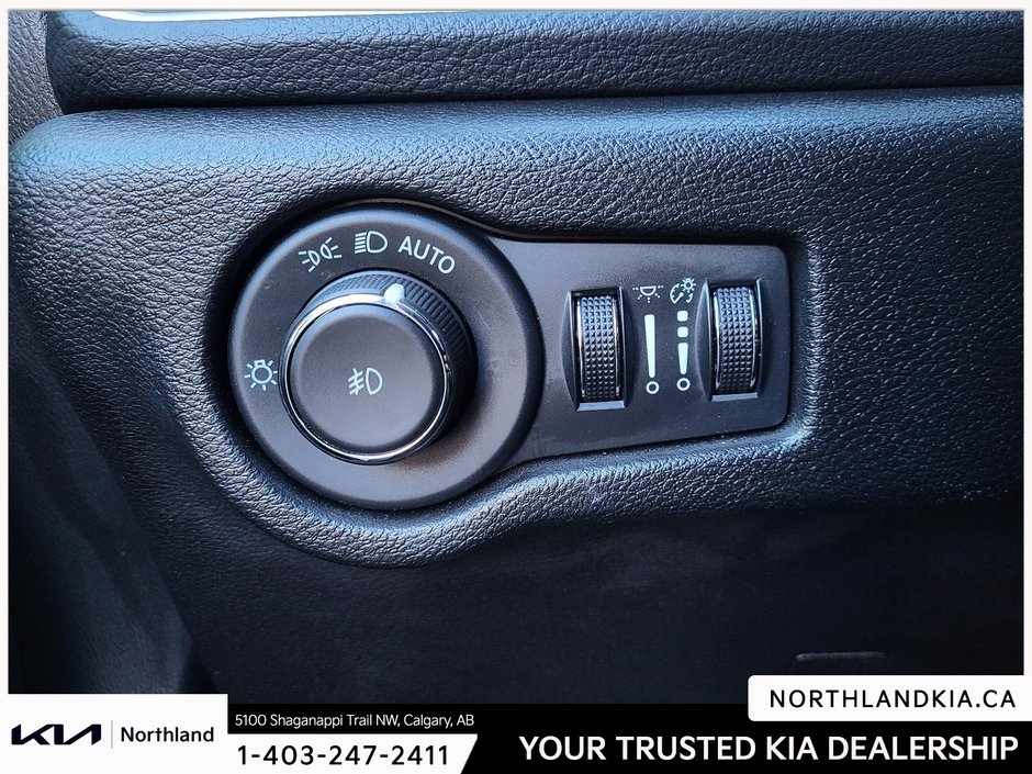 2022 Chrysler Pacifica Touring-8