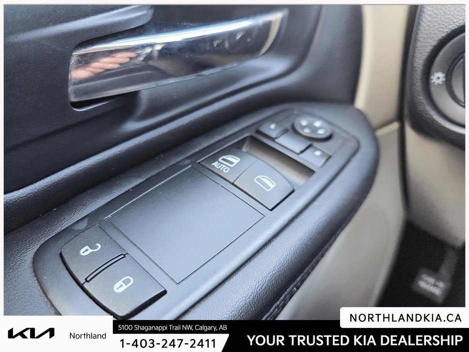 2016 Dodge Grand Caravan SE-10