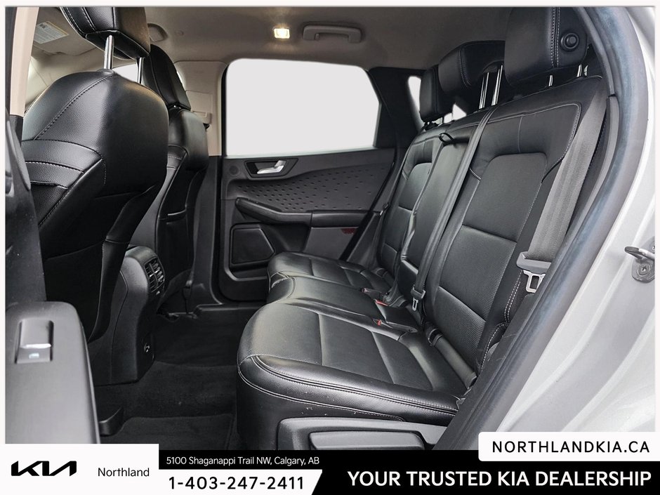 2020 Ford Escape Hybrid Titanium-19