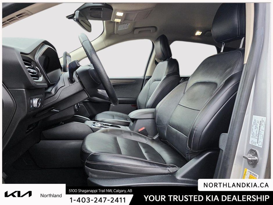 2020 Ford Escape Hybrid Titanium-9