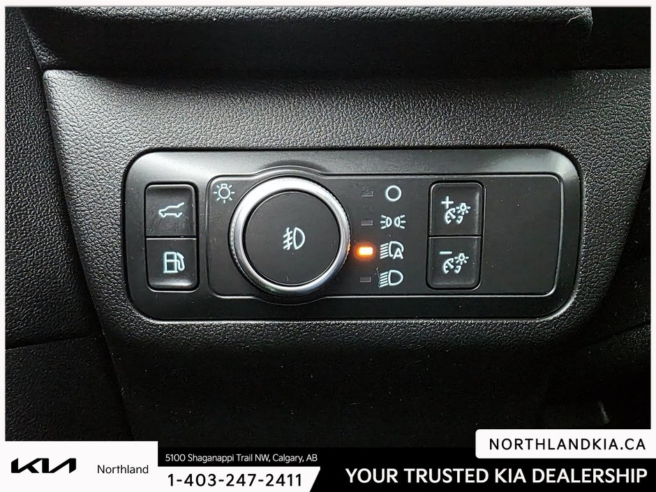 2020 Ford Escape Hybrid Titanium-8