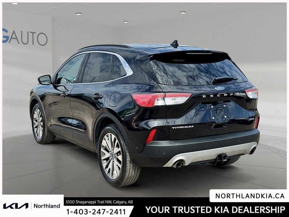 2021 Ford Escape Hybrid Titanium-1