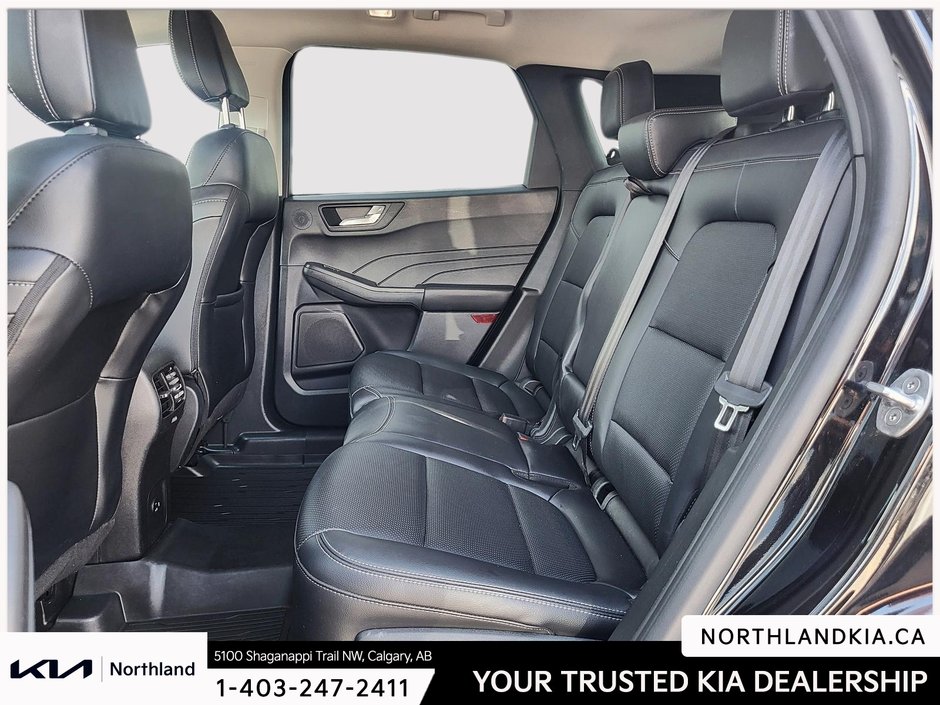 2021 Ford Escape Hybrid Titanium-21