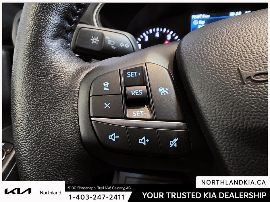 2020 Ford Escape SEL-11