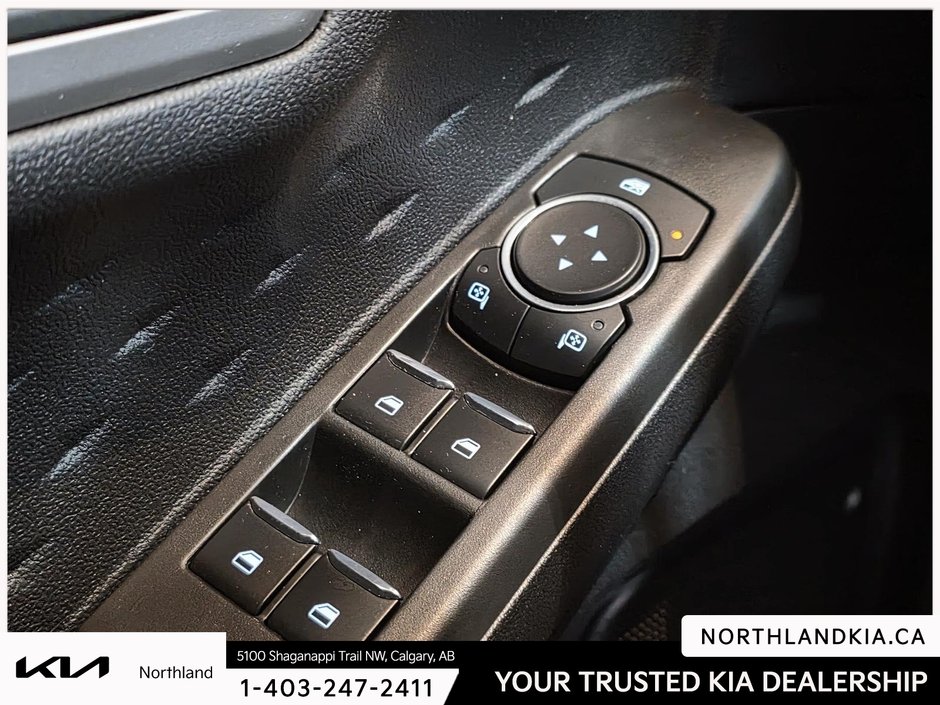 2020 Ford Escape SEL-6