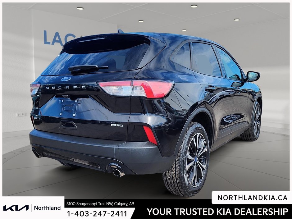 2022 Ford Escape SE-3