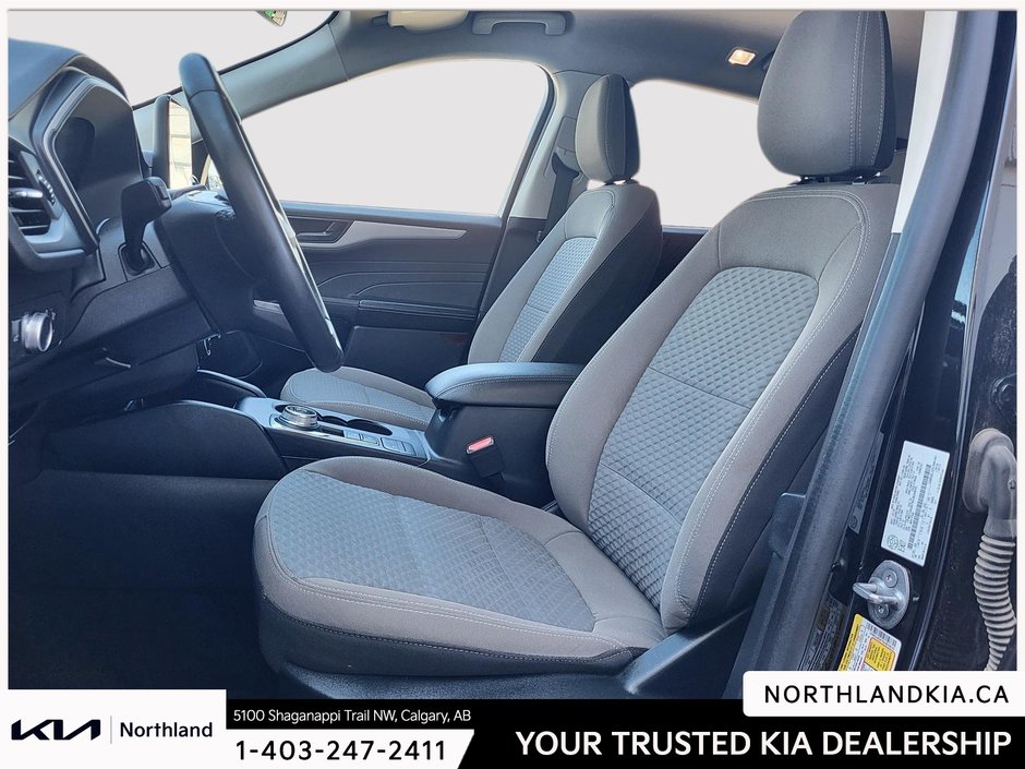 2022 Ford Escape SE-9