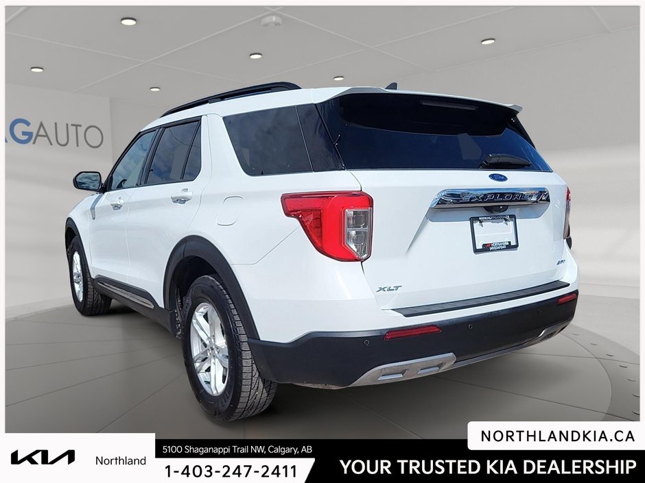 2023 Ford Explorer XLT-1