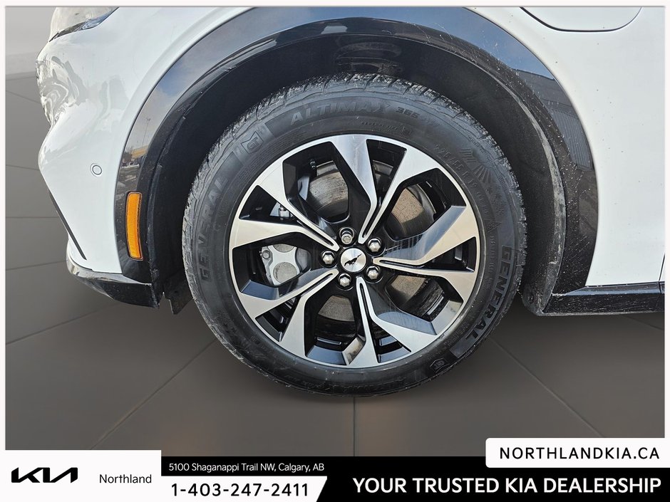 2021 Ford Mustang Mach-E Premium-6