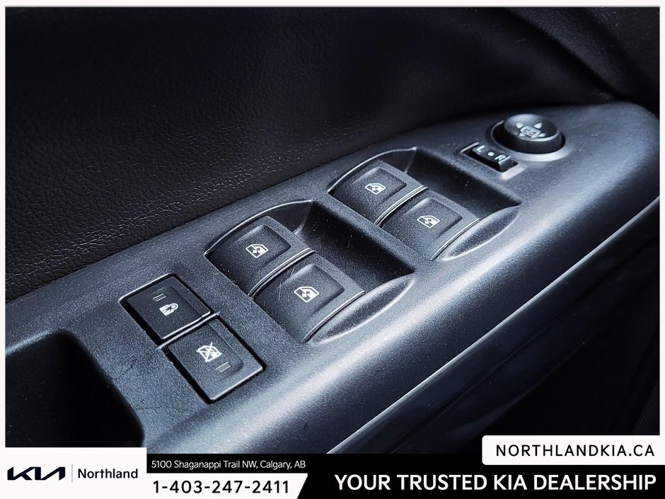 2021 GMC Canyon AT4 w/Cloth-7