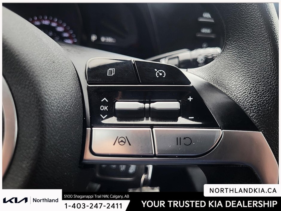 2023 Hyundai Elantra Essential-13