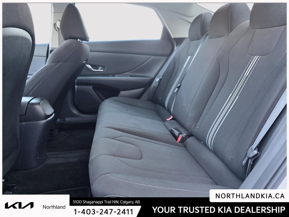 2023 Hyundai Elantra Preferred-19