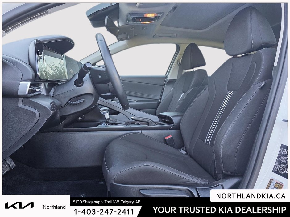 2025 Hyundai Elantra Preferred-8