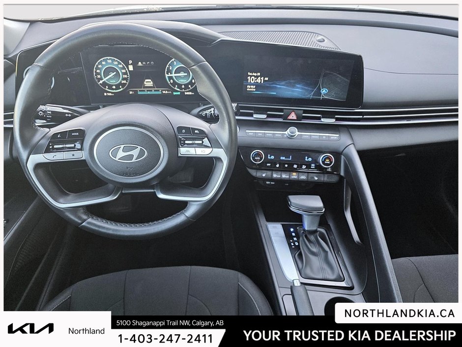 2025 Hyundai Elantra Preferred-10