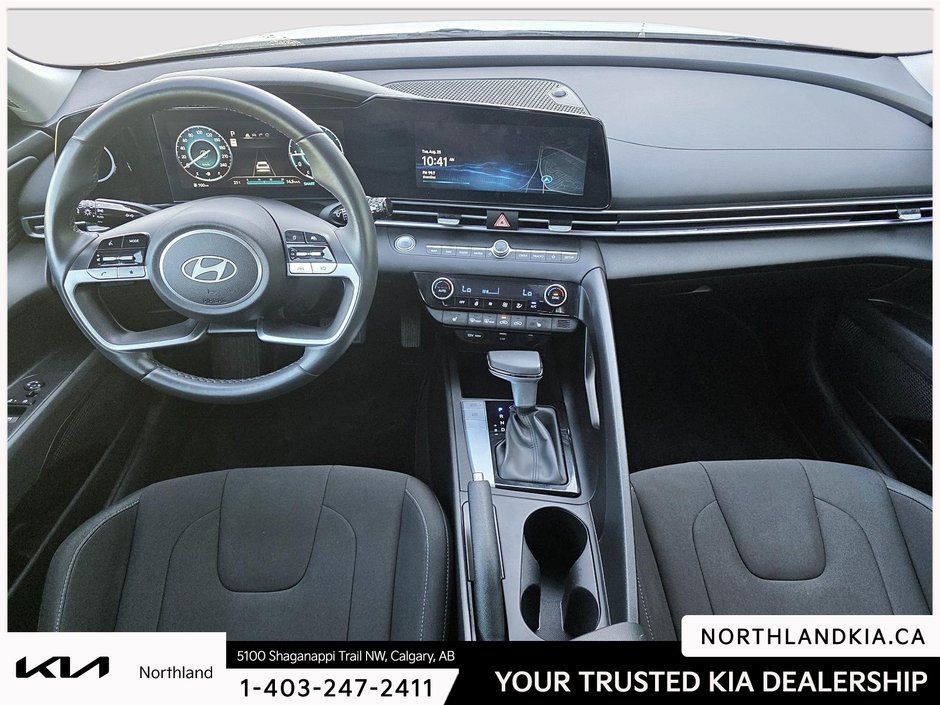 2025 Hyundai Elantra Preferred-9