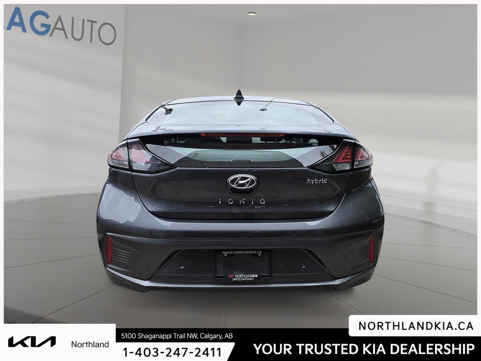2020 Hyundai Ioniq Hybrid Preferred-2