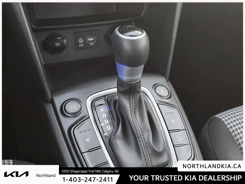 2020 Hyundai Kona 2.0L Essential-17