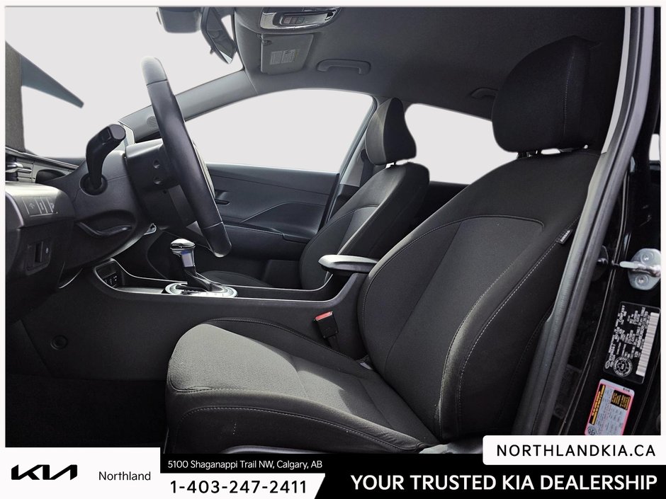 2024 Hyundai Kona 2.0L Preferred-8