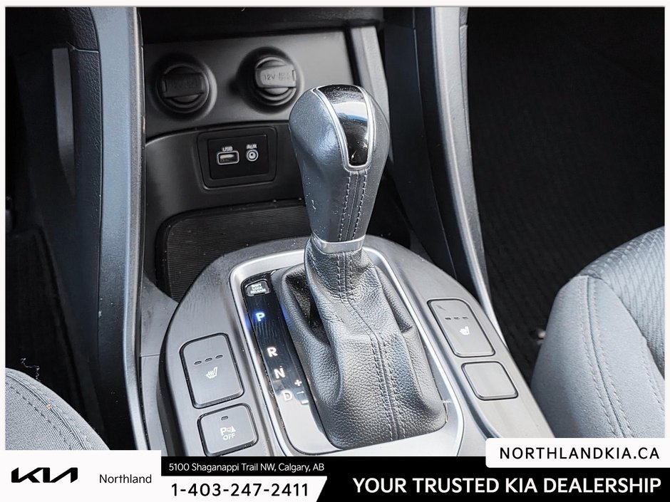 2017 Hyundai Santa Fe Sport 2.4 Base-18
