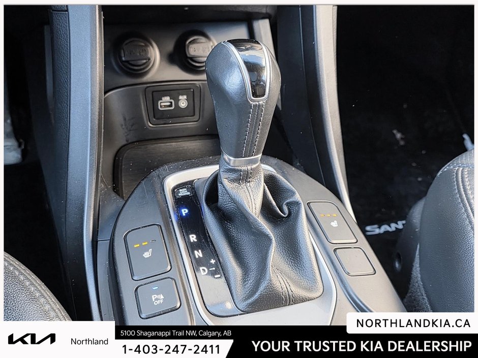 2018 Hyundai Santa Fe Sport 2.4 Base-16