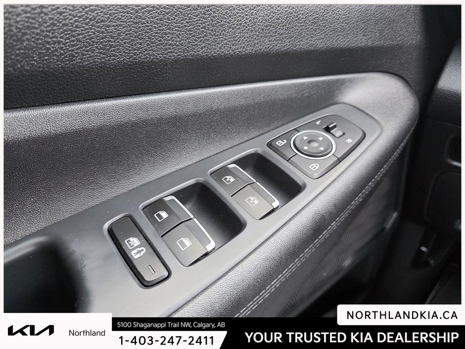2023 Hyundai Santa Fe Preferred-7