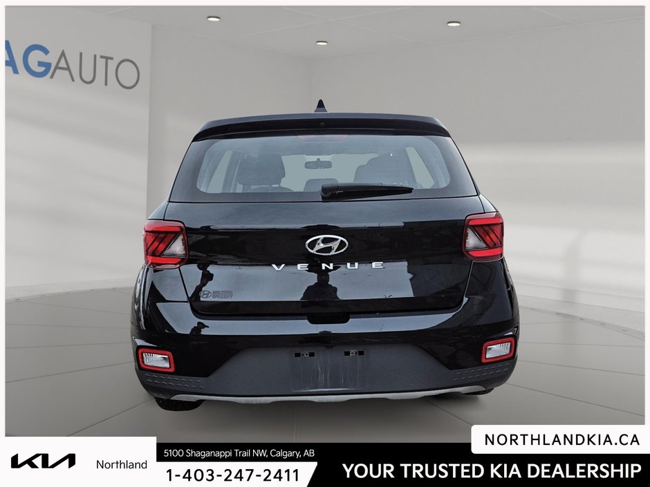 2022 Hyundai Venue Essential-2