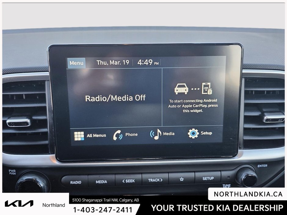 2023 Hyundai Venue Preferred-14