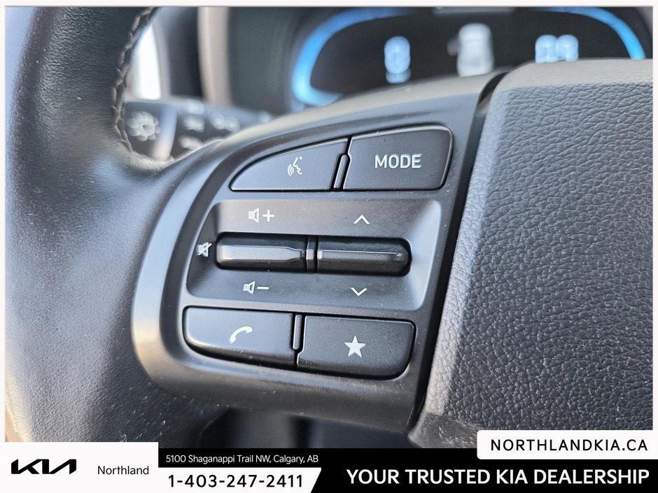 2023 Hyundai Venue Preferred-10