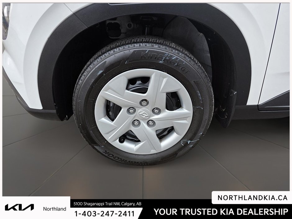 2024 Hyundai Venue Essential-6