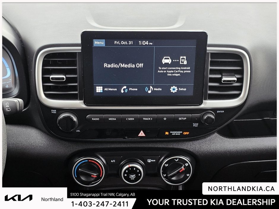 2024 Hyundai Venue Essential-11