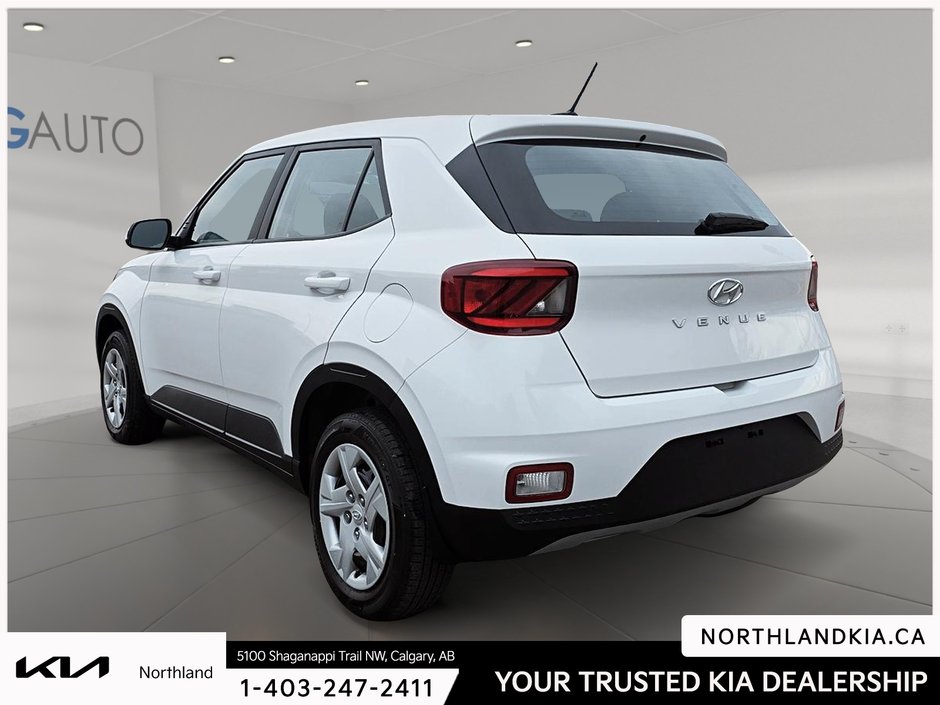 2024 Hyundai Venue Essential-1