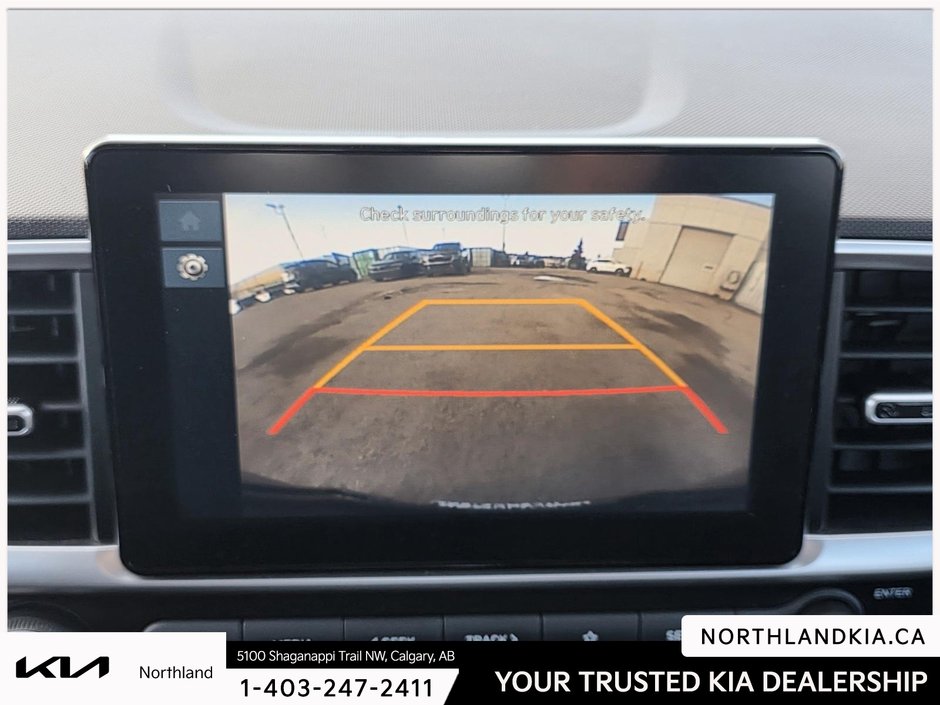 2024 Hyundai Venue Preferred-12