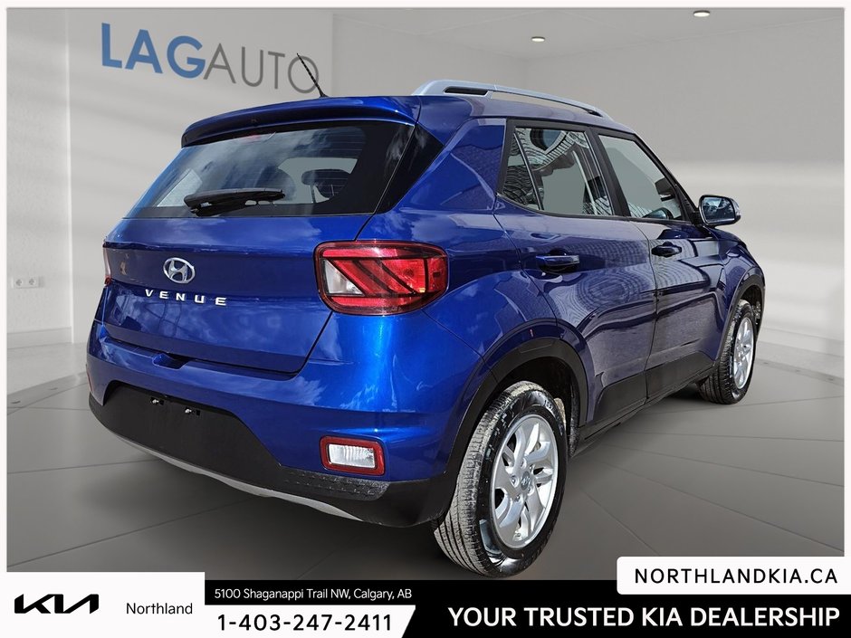2024 Hyundai Venue Preferred-3