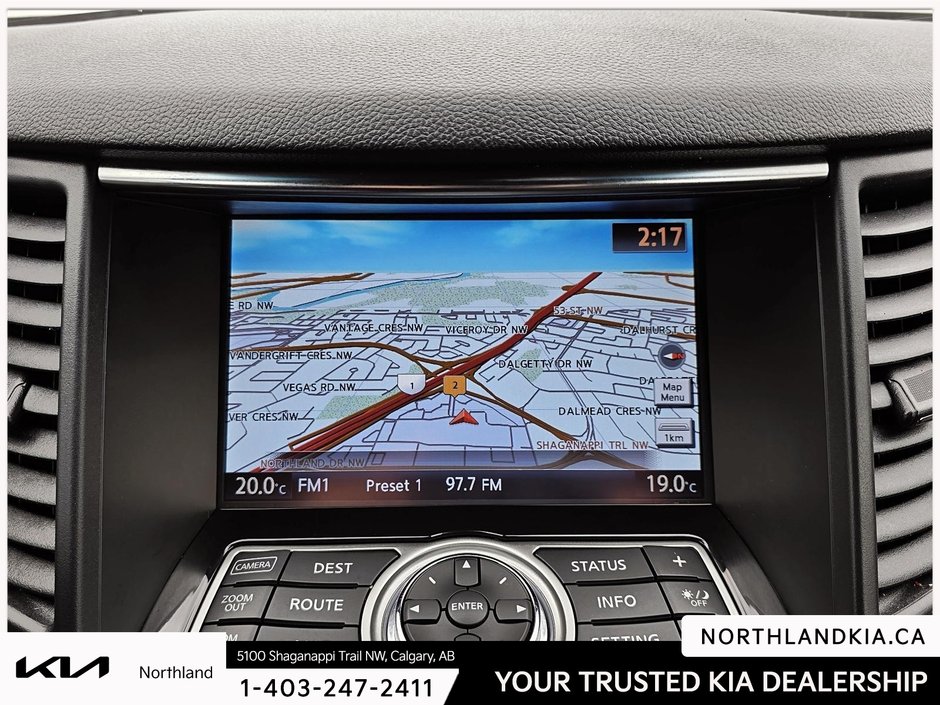 2017 Infiniti QX70 Sport-15
