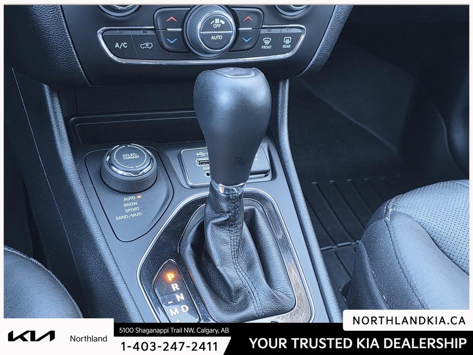 2020 Jeep Cherokee Limited-20