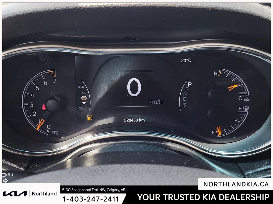 2015 Jeep Grand Cherokee Limited-13
