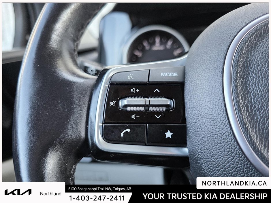 2024 Kia Carnival LX-12