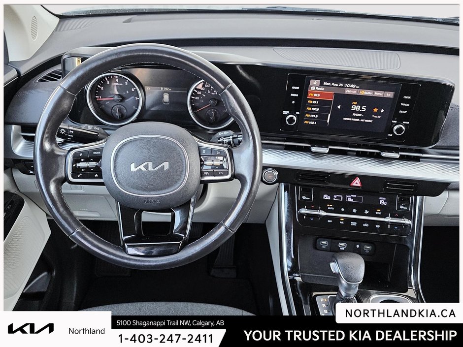 2024 Kia Carnival LX-11