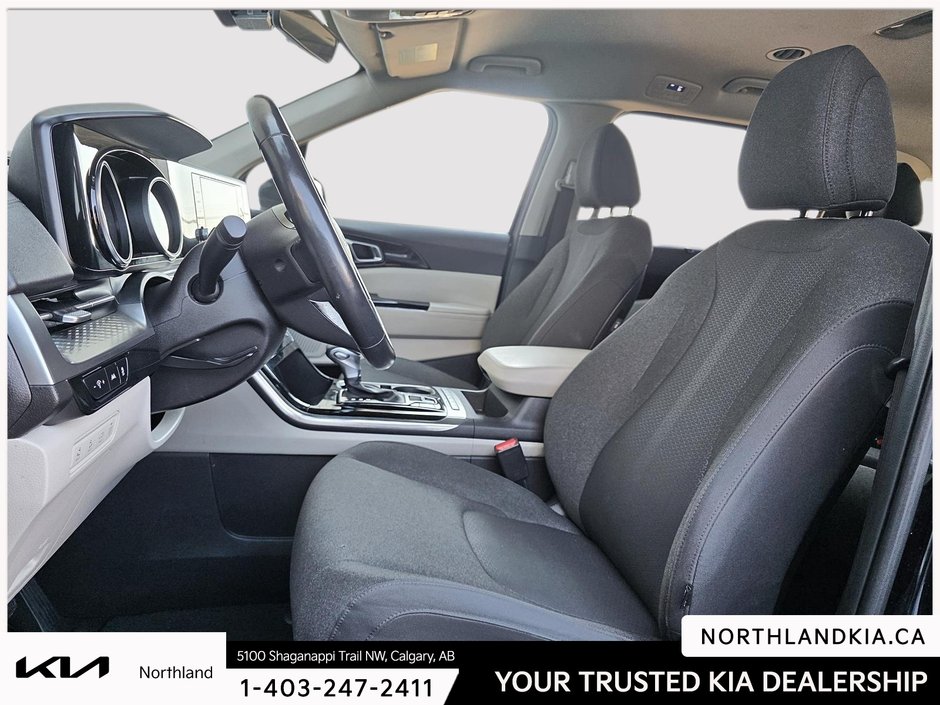 2024 Kia Carnival LX-9