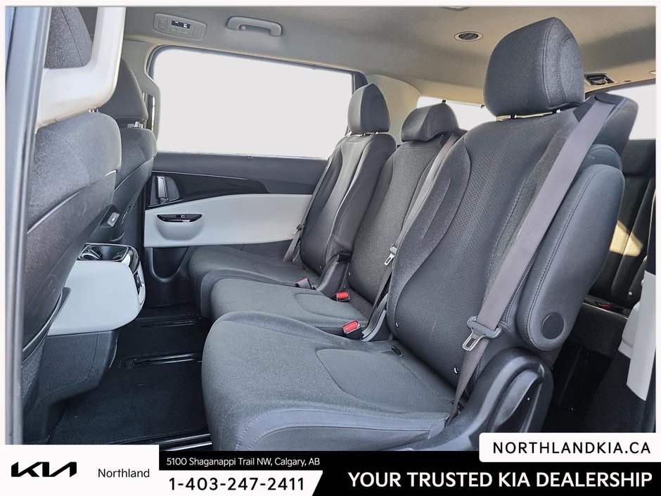 2024 Kia Carnival LX-18