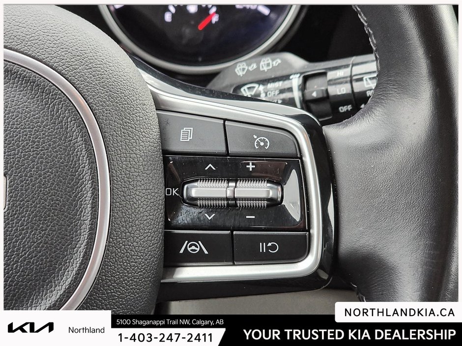 2024 Kia Carnival LX-13