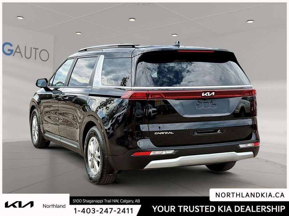 2024 Kia Carnival LX-1