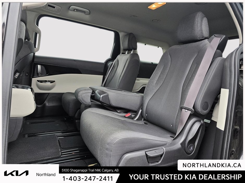 2024 Kia Carnival LX-18