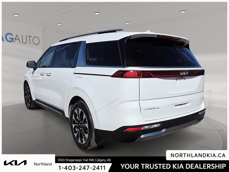 2024 Kia Carnival EX-1