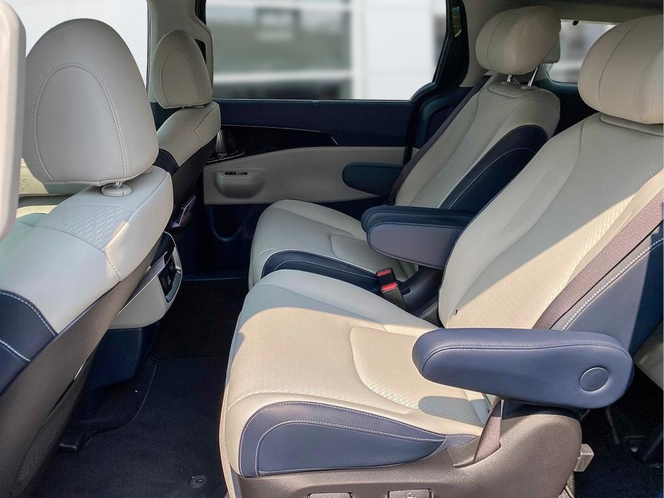 2026 Kia Carnival SX+-17