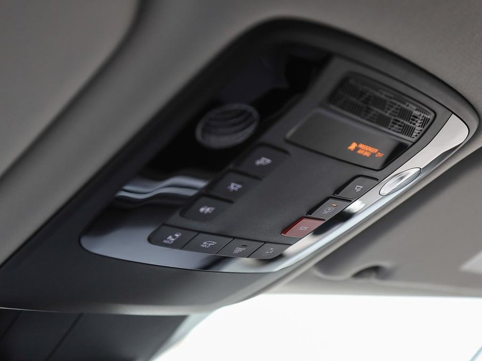 2026 Kia Carnival LX+-18