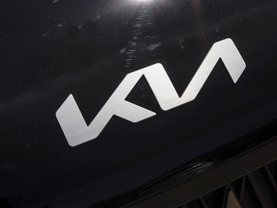 2026 Kia Carnival LX-8
