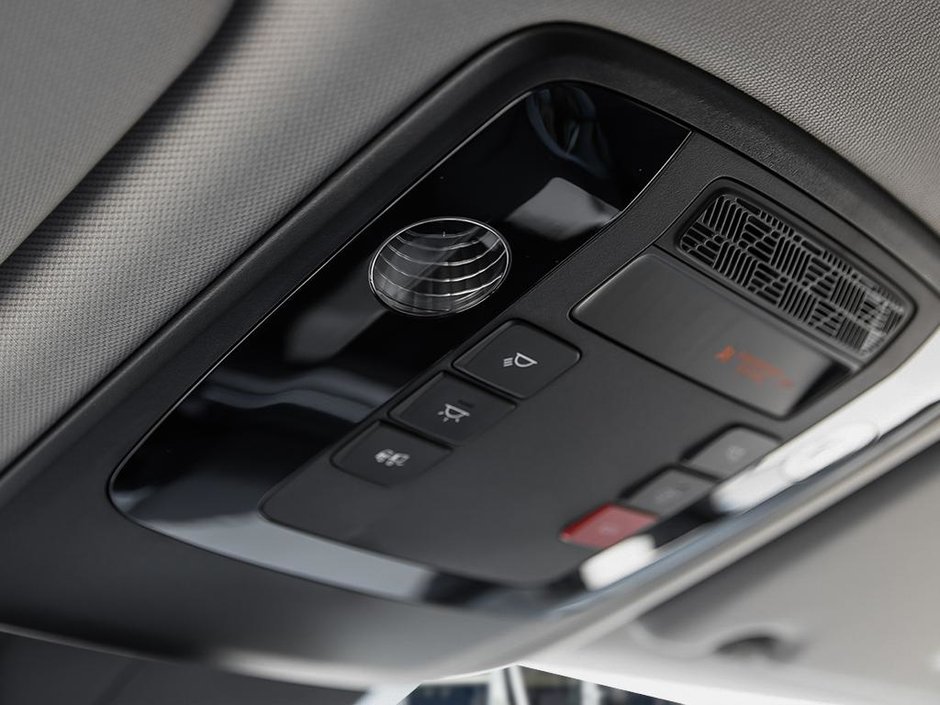 2026 Kia Carnival LX-17