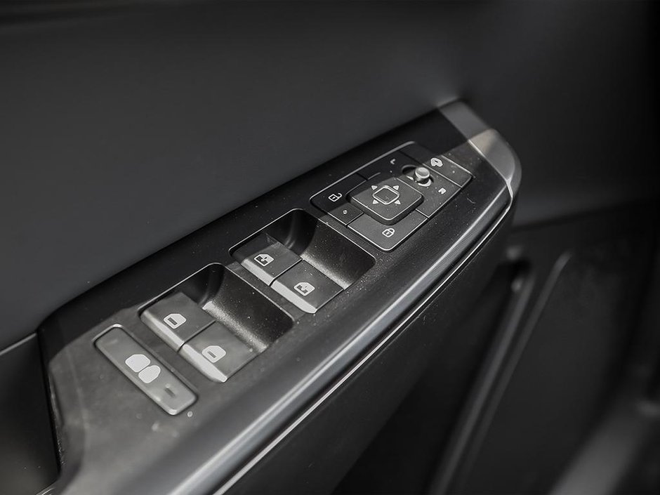 2025 Kia EV6 Land AWD w/ Premium Pkg-14